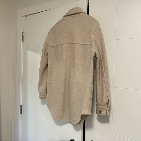 aritzia wilfred free ganna shirt jacket - Picture 3 of 5